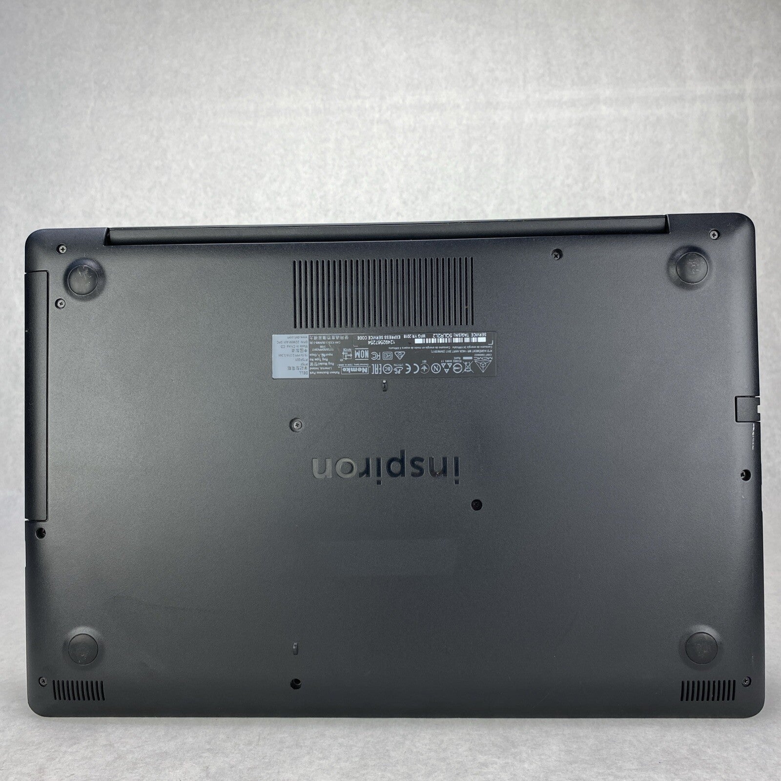 Dell Inspiron 5570 15.6" Intel Core i3-8130U 2.20GHz 12GB RAM No AC No HDD No OS