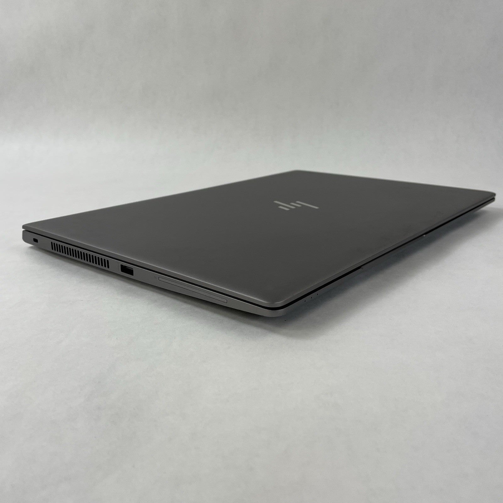 HP ZBook 15u G5 15.6" i5-7200U 2.50 GHz 8 GB RAM No SSD/OS/AC10