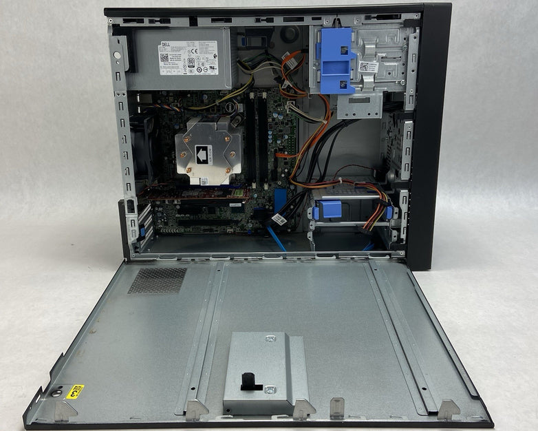 Dell Precision Tower 3620 MT Intel Core i7-7700K 4.2GHz No RAMHDDOS W4100
