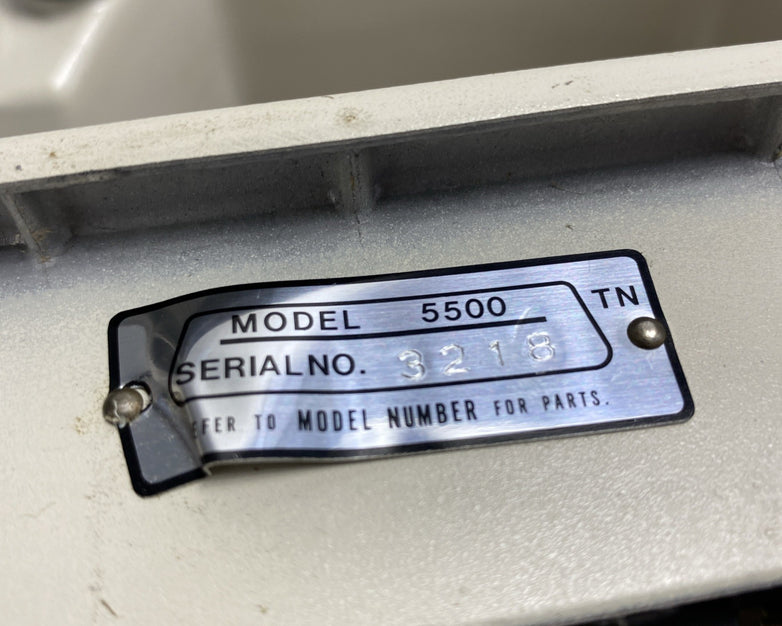 Vintage Morse Super Deluxe Zig Zag Model 5500 Sewing Machine