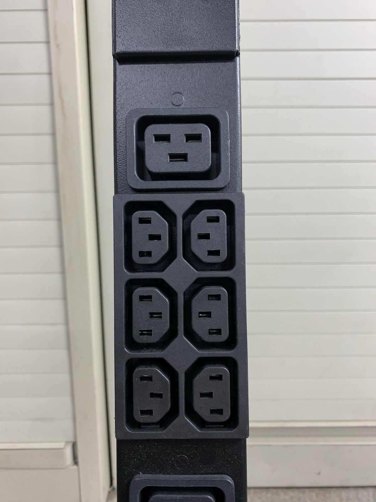 APC AP8841 Metered Rack PDU 6 Foot - Tested, Reset, and Working10