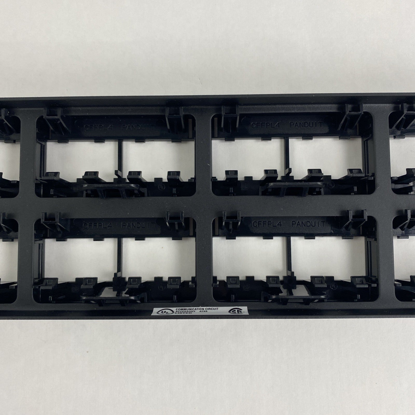 Panduit CPPL48WBLY Patch Panel Mini-Com Rack Mt 48 Port8