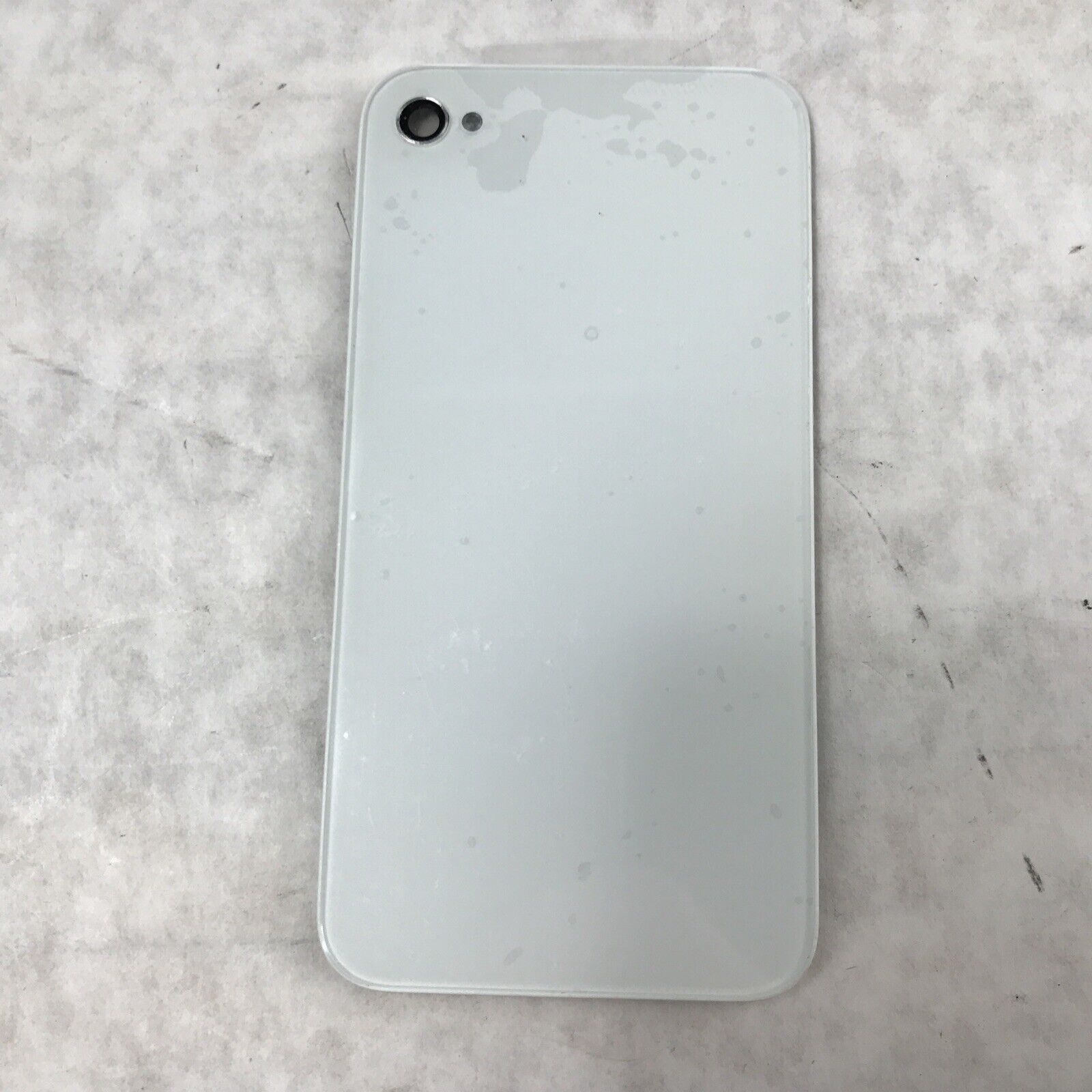 Apple FB031004061CM816 iPhone 4 Glass Back Battery Cover Color White A1332