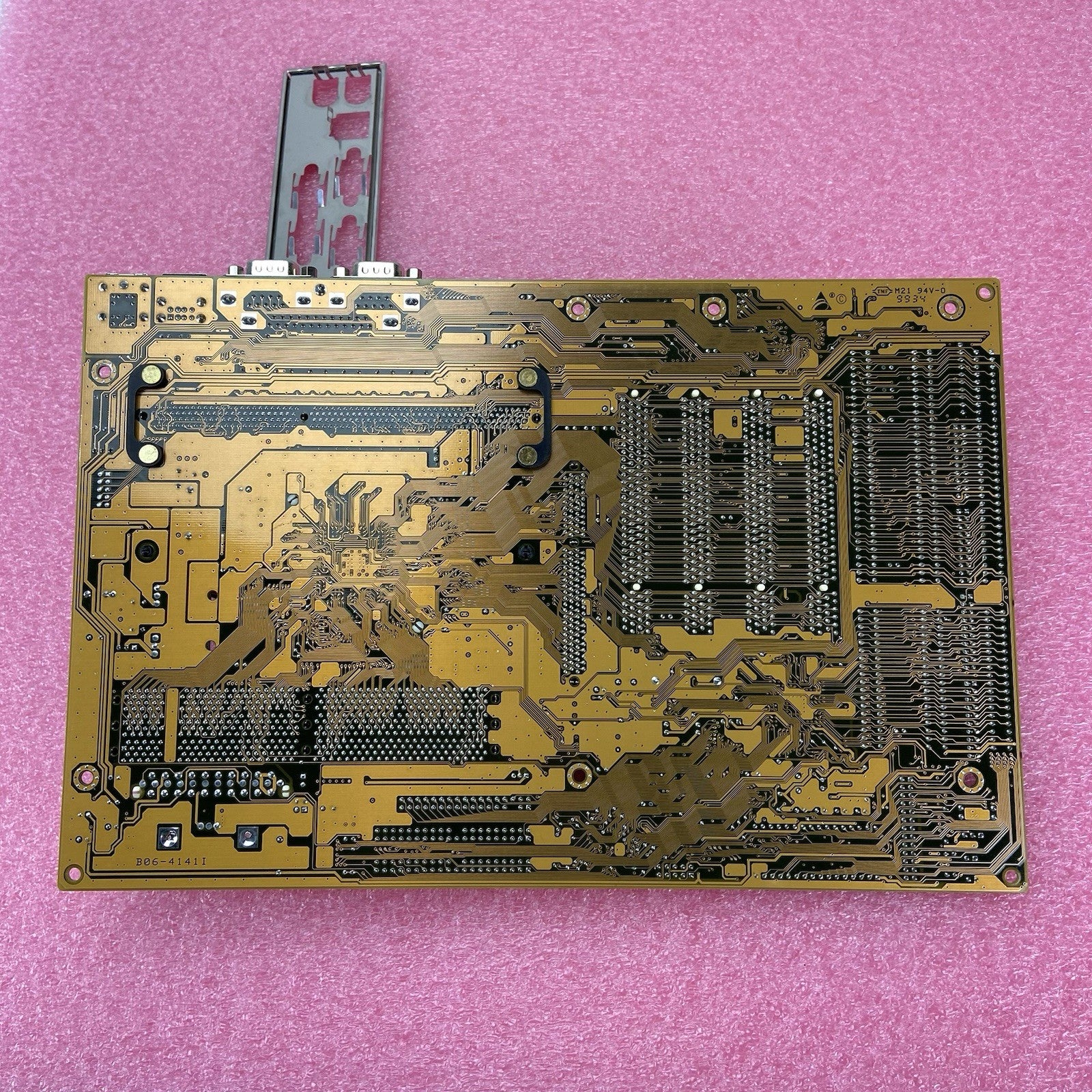 Biostar M6TBA Motherboard Intel Pentium III 448MHz 128MB RAM w/Shield 3x ISA9