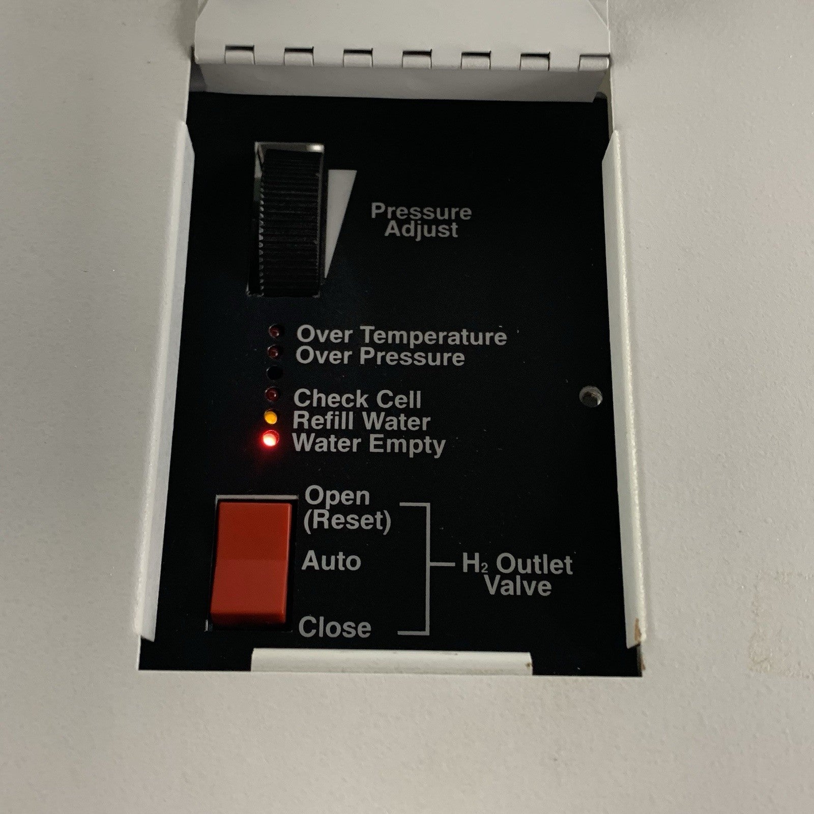 Parker Balston  Analytical Gas Systems H2-150NA Hydrogen Generator Power Tested3