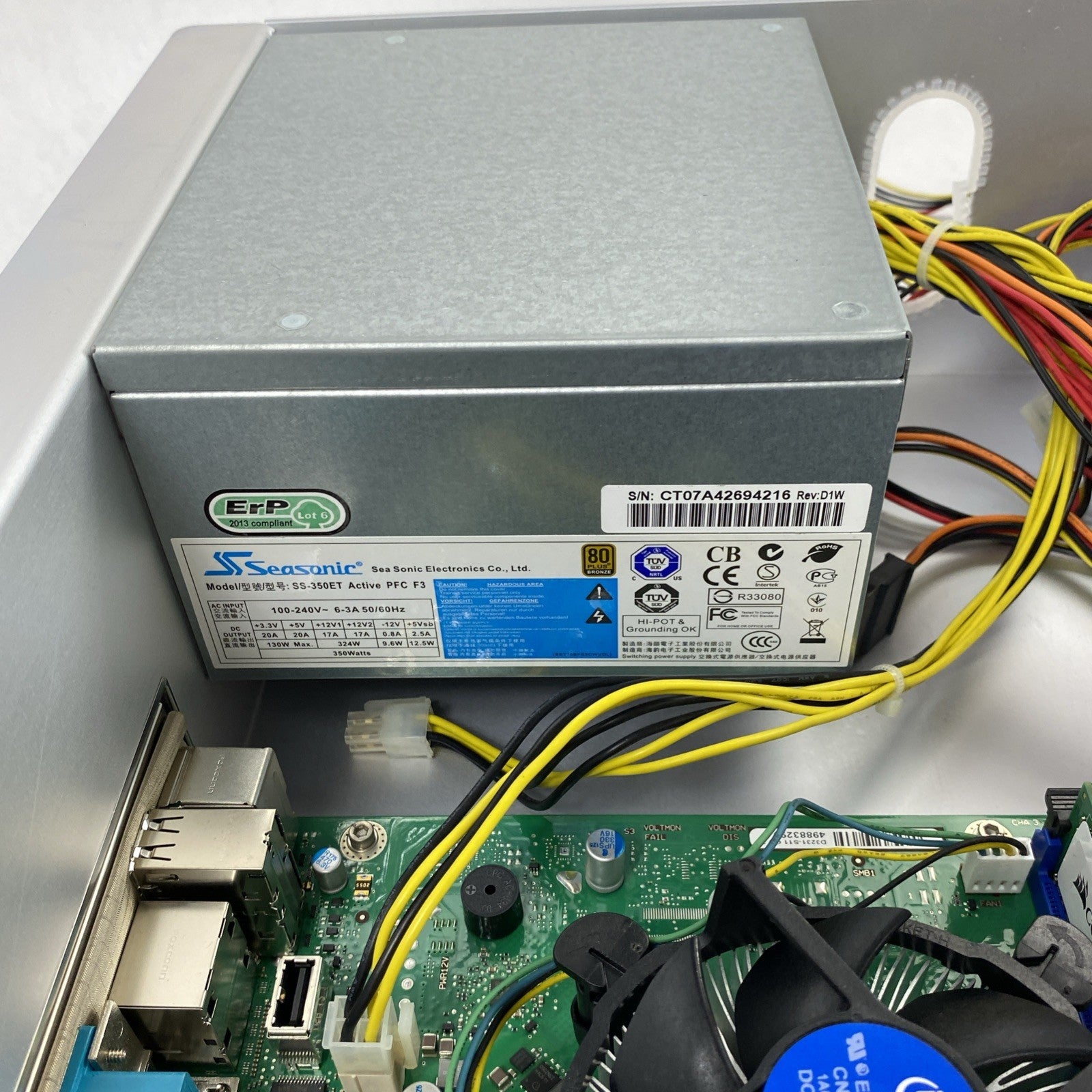 Thermo Scientific BRE0016997-03 Fujitsu D3231-S11 GS 3 Data Acquisition Exactive18