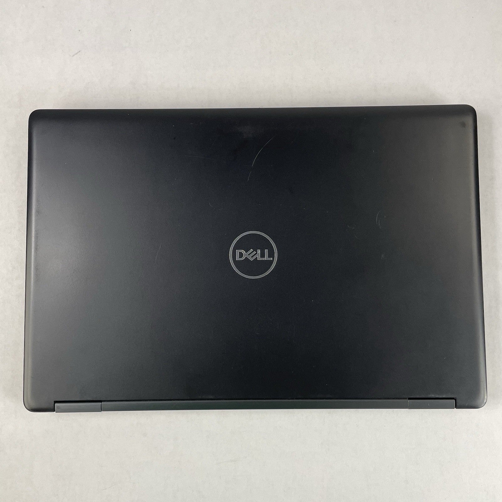 Dell Latitude 5590 15.6" i5-8250U 1.60 GHz 8 GB RAM No SSD/OS/AC/Batt- Bad Front16