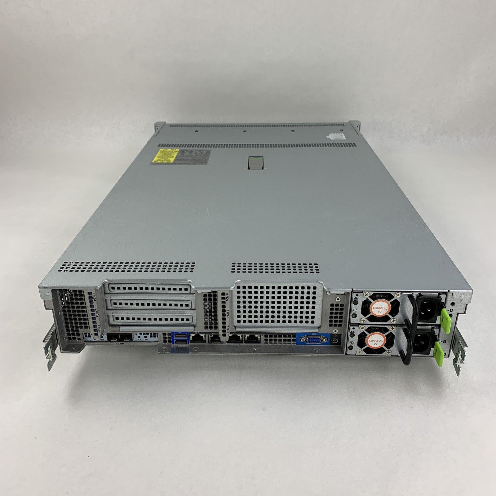 Cisco UCS C240 M4 Xeon E5-2630v4 2.2 GHz 128 GB Ram 2U Server No OS No HDD