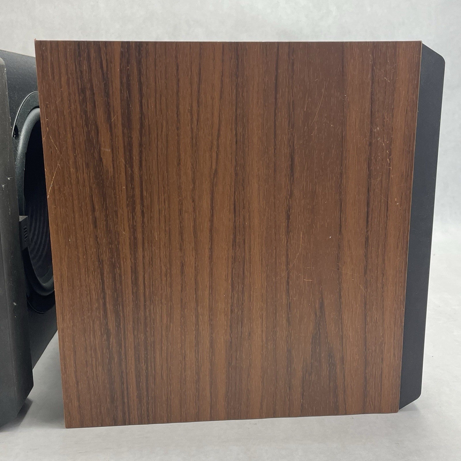 JBL P30 Large Bookshelf Speakers Tested11