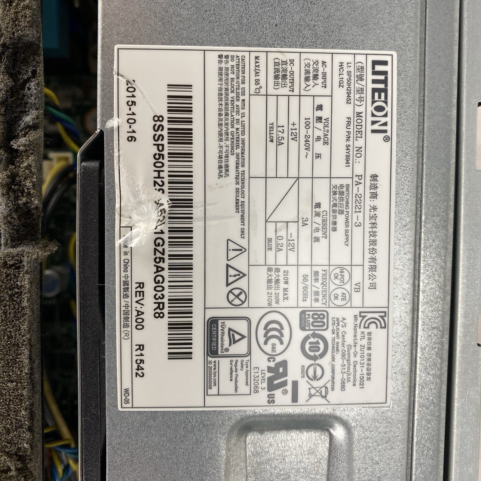 Lenovo ThinkCentre M900 SFF Intel Core i5-6500 3.2GHz 8GB RAM No HDD No OS