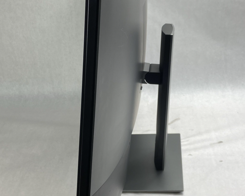 Dell Flat Panel Multi Client Monitor P4317Qc 43" In 4k UHD 3840x2160 With Stand