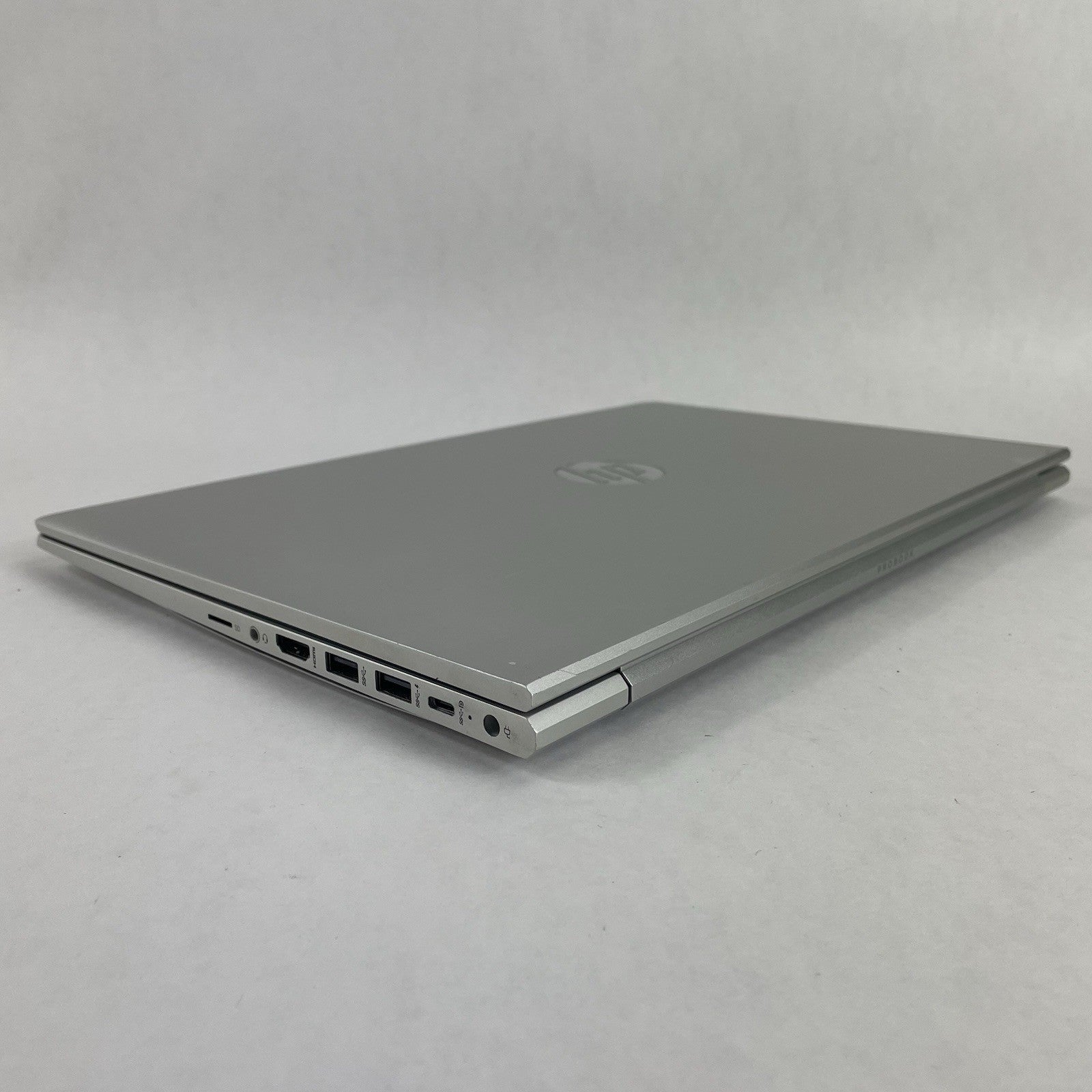 HP ProBook 450 G8 15.6" i5-1135G7 2.40 GHz 8 GB RAM Touchscreen No SSD/OS/AC8