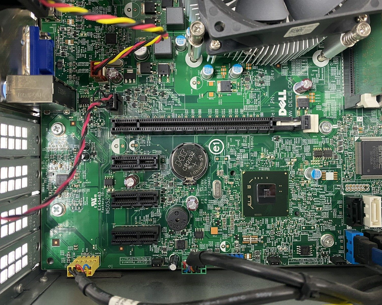 Dell OptiPlex 3010 MT Intel Core i3-3220 3.30GHz 4GB RAM No HDD No OS