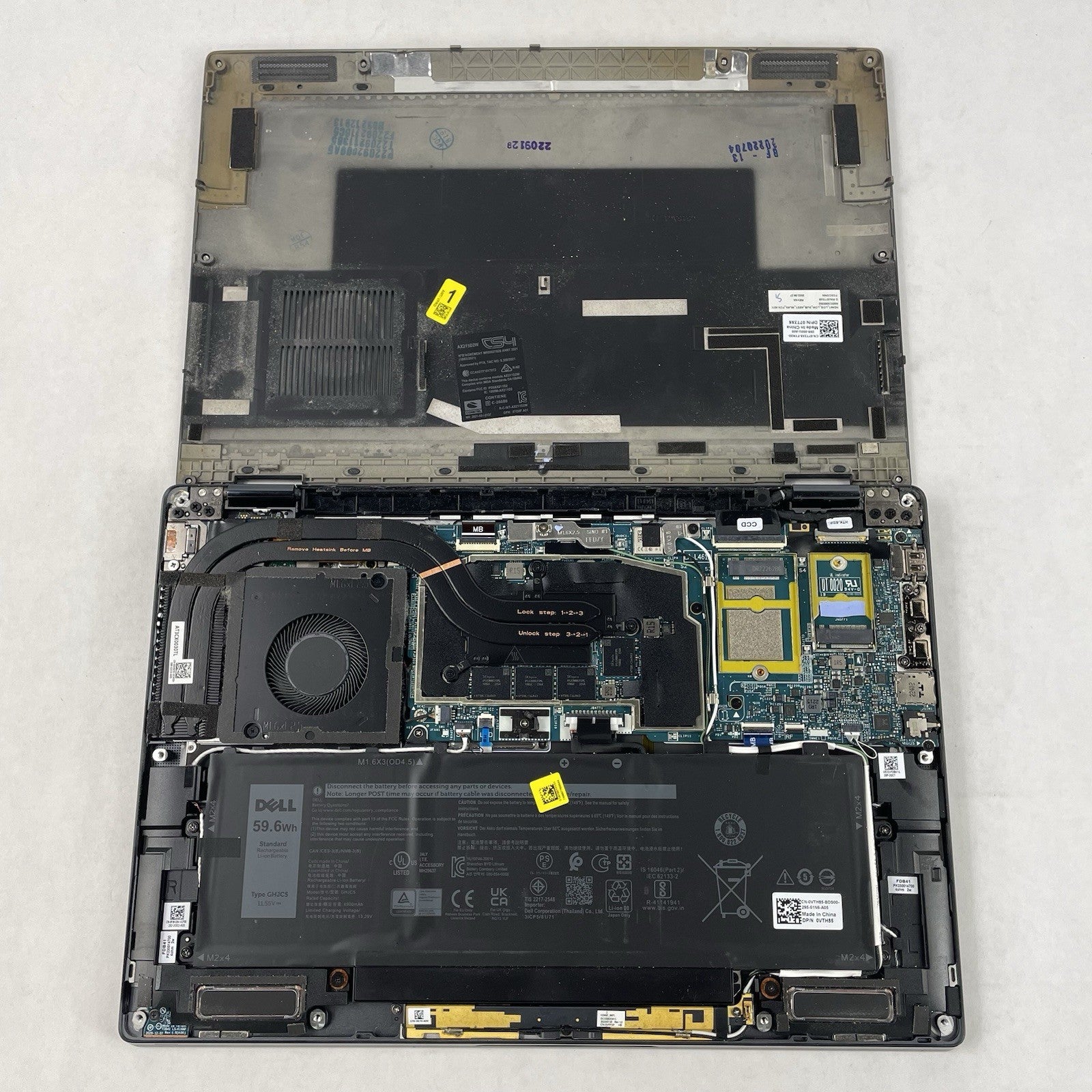 Dell Latitude 9430 14" i7-1265U 3.86 GHz 16 GB RAM No SSD/OS/AC - Bad Bottom17
