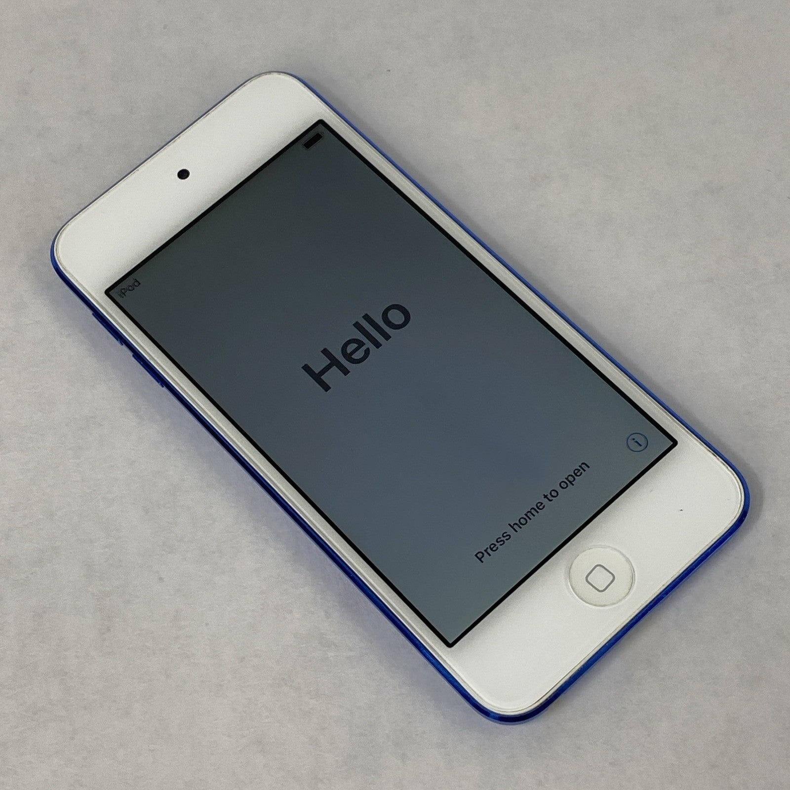 Apple iPod Touch 6th Generation A1574 64GB 4" Blue0