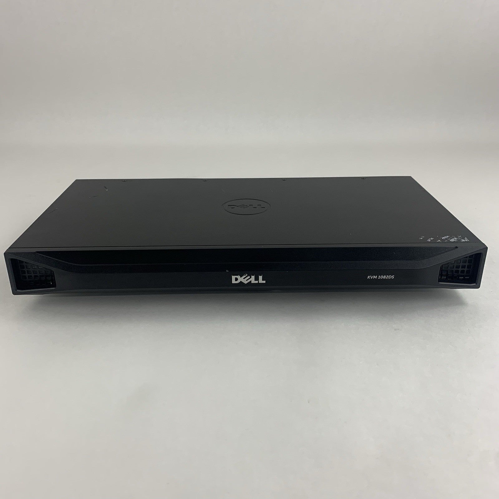 Dell KVM 1082DS 8-Port Analog Rackmount KVM Switch Tested No Rails1
