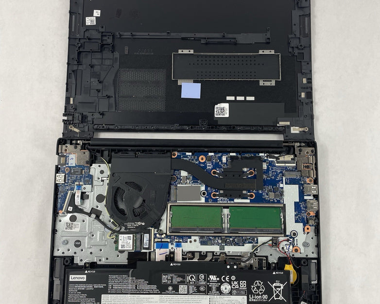 Lenovo ThinkPad E16 Gen 2 16" Ryzen 7 7735U 2.70 GHz 16 GB RAM No SSD No OS READ