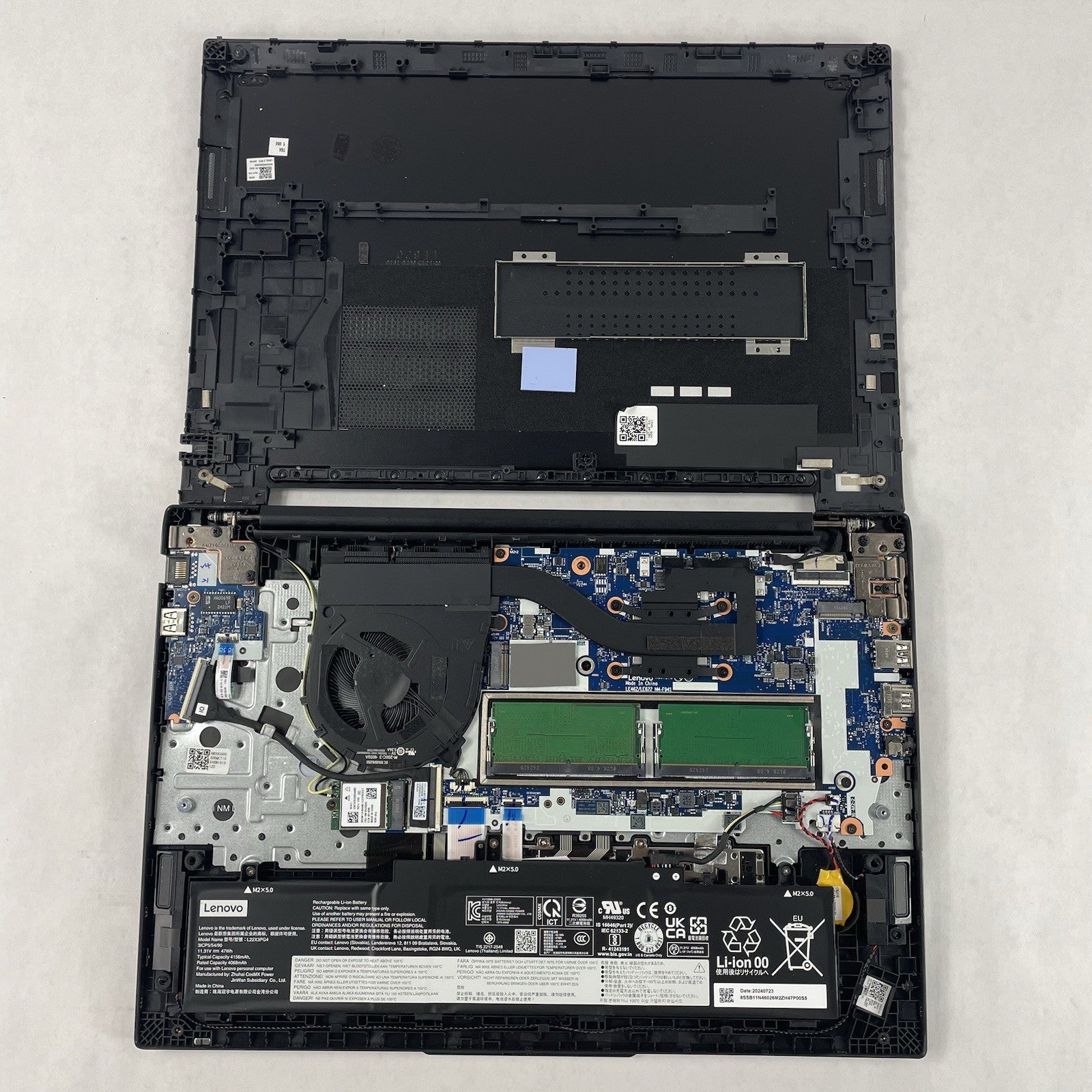 Lenovo ThinkPad E16 Gen 2 16" Ryzen 7 7735U 2.70 GHz 16 GB RAM No SSD No OS READ18