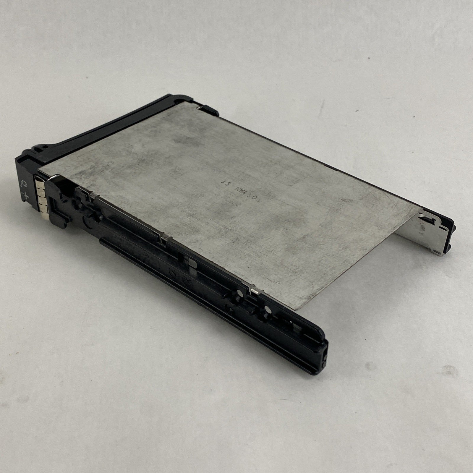 Dell WC966 SCSI 3.5" Hard Drive Tray Lot of 37