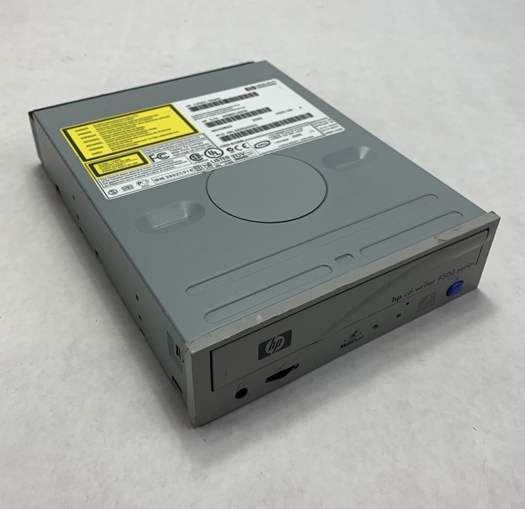 HP C4502-56000 CD-Writer 9500 Series Disk Drive0