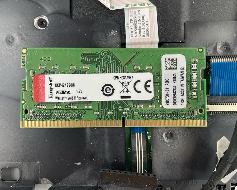 Dell Latitude 5510 15.6" i5-10210U 1.6GHz 8GB RAM No SSD/OS/AC/Batt - Bad Bottom