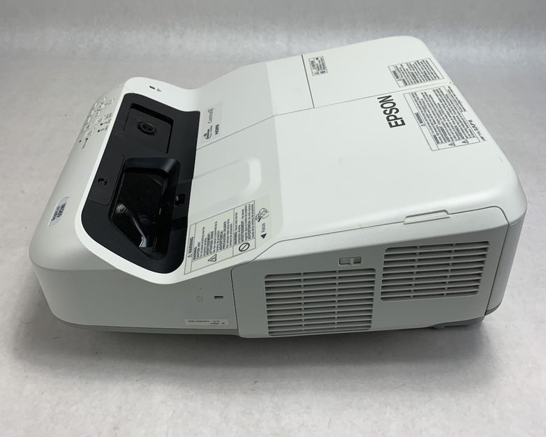 Epson PowerLite 695Wi H740A LCD Lamp Projector 6228 Lamp Hours - No Remote