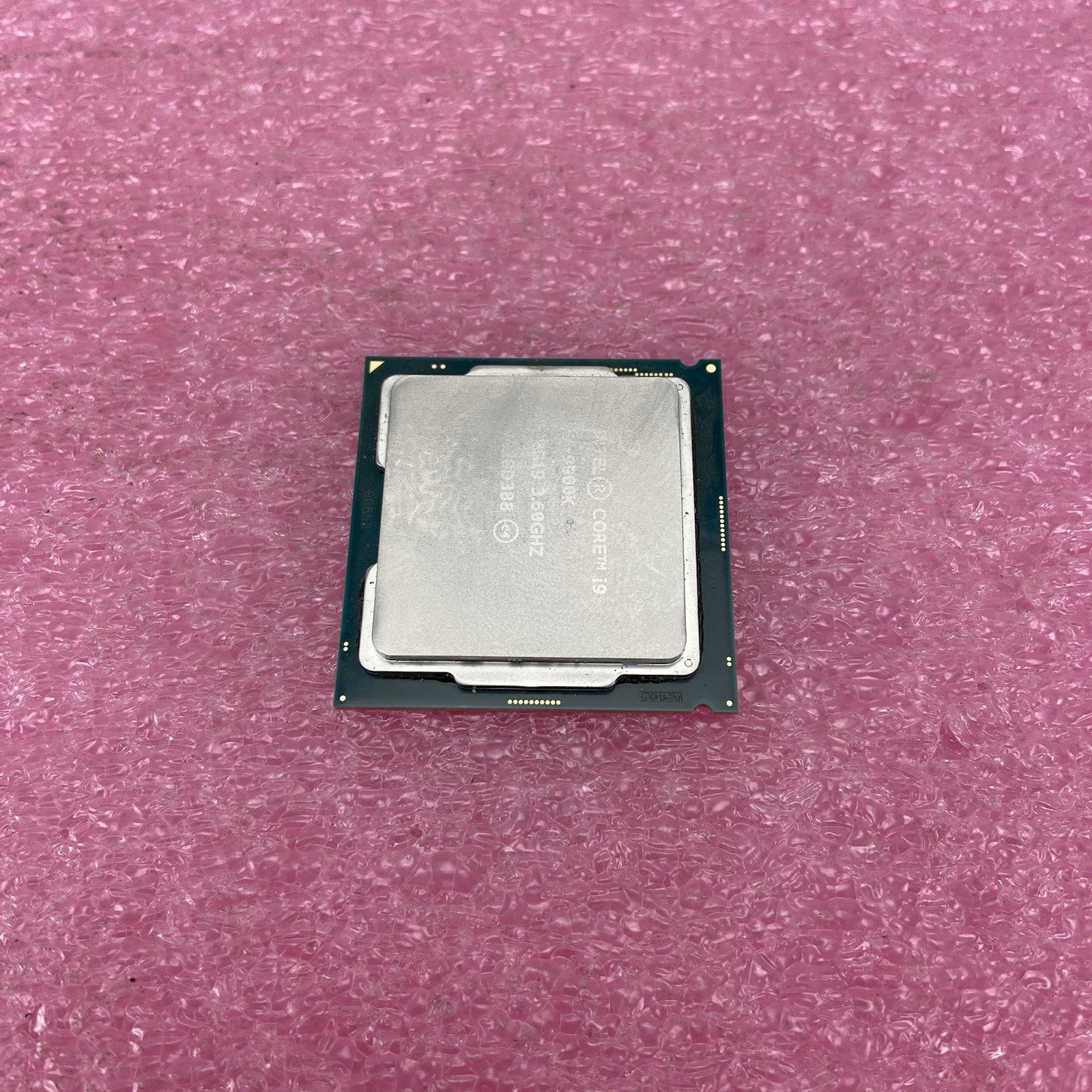 Intel Core i9-9900K SRG19 3.6GHz Desktop CPU2