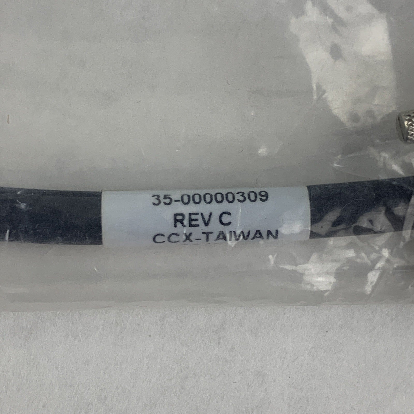 CCX 35-300000309 External SAS SFF-8470 Male to Male 20" Cable New Open Box