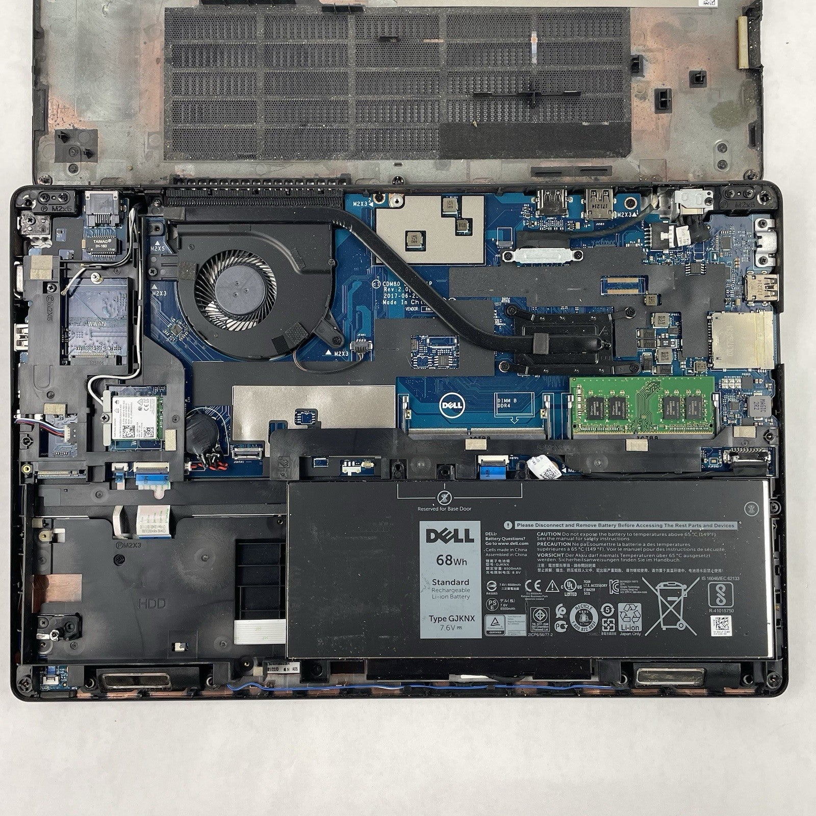 Dell Latitude 5580 15.6" i5-7300U 2.60 GHz 8 GB RAM No SSD/OS/AC21