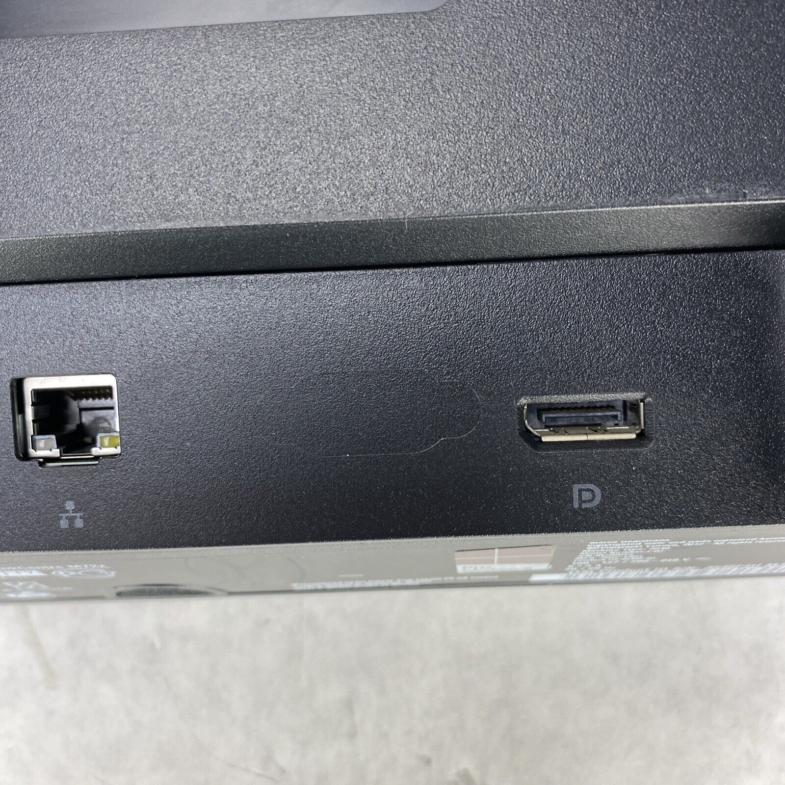 Lenovo ThinkCentre M72z 20" AIO Pentium G2020 2.90GHz 4GB RAM No Stand No HDD OS