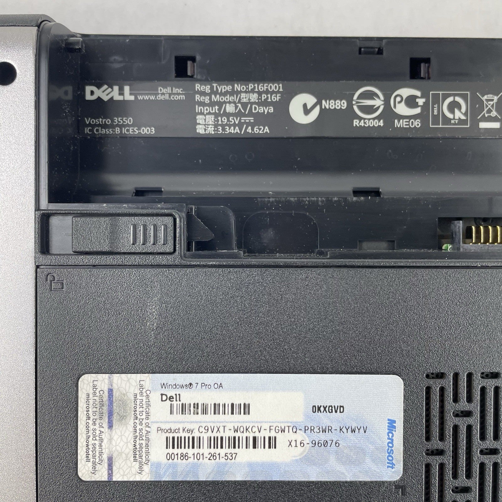 Dell Vostro 3550 15.6" i3-2310M 2.10 GHz 4 GB RAM No SSD/OS/AC/Battery - Dents15