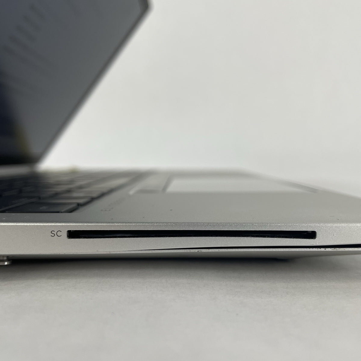 HP EliteBook 850 G8 15.6" i5-1145G7 2.60 GHz 16 GB RAM No SSD/OS/AC - USB5