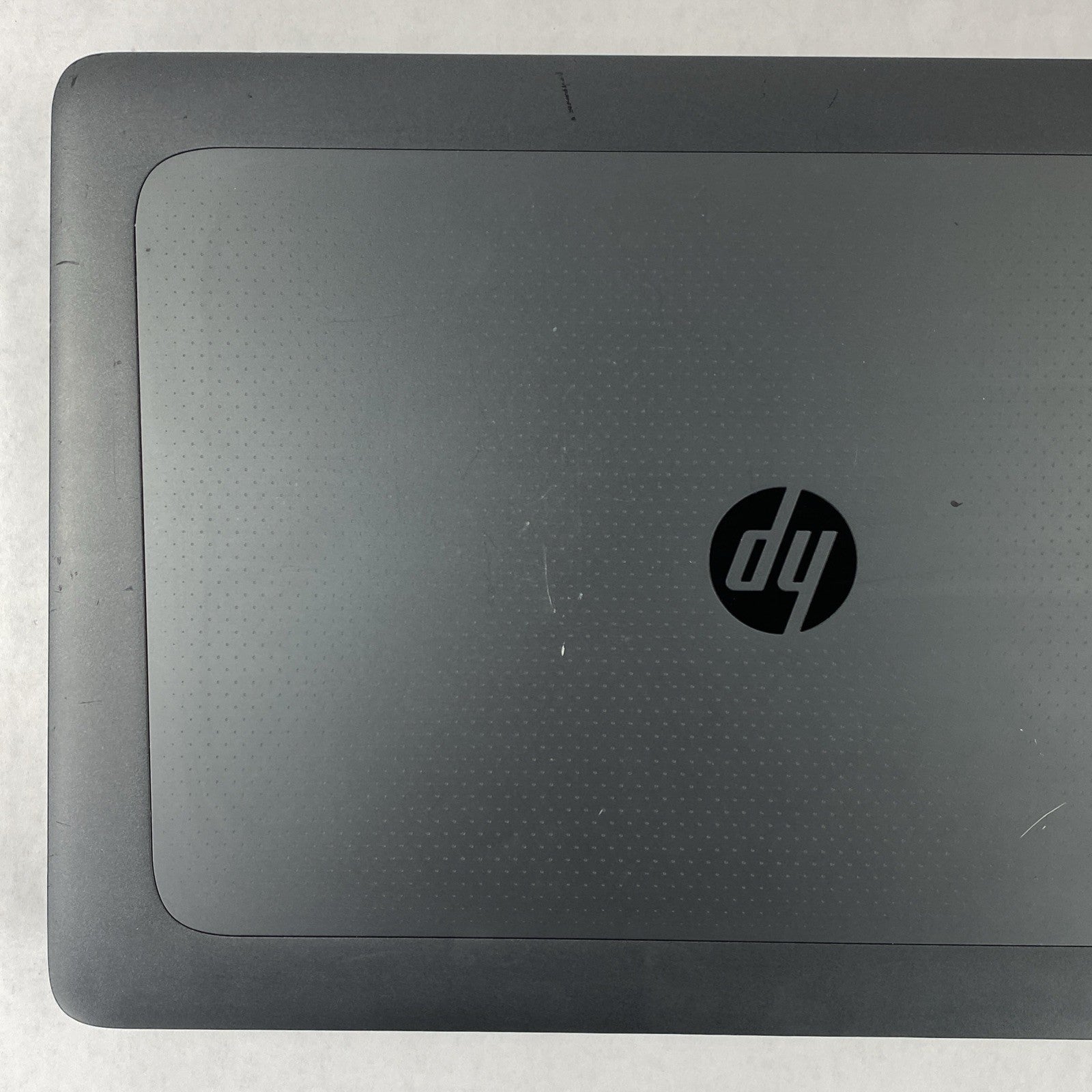 HP ZBook 17 G3 17.3" Xeon E3 1535M v5 2.90 GHz 16 GB RAM No SSD/OS/AC/Batt- READ15