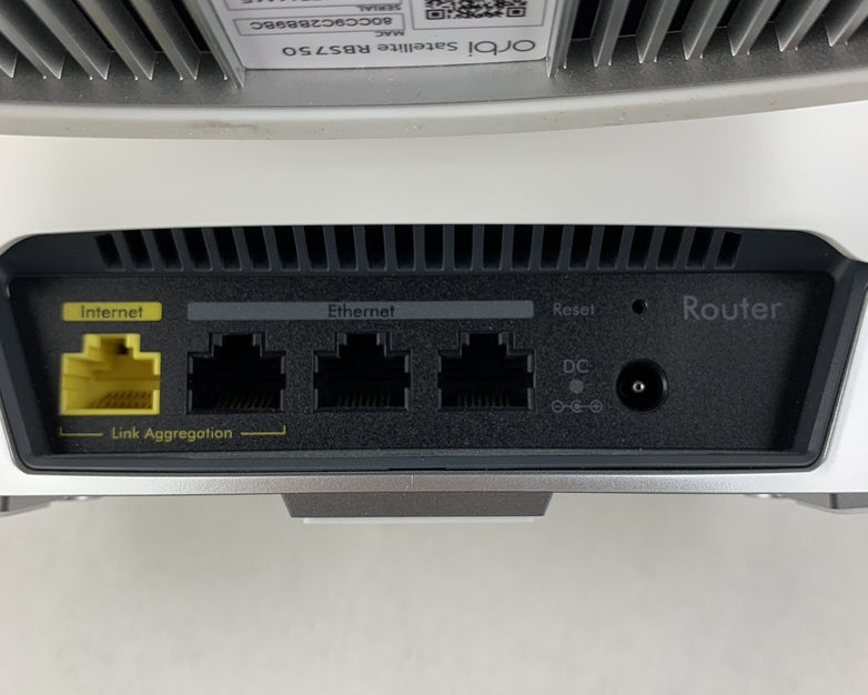 Netgear AX4200 RBK752 Tri-Band Mesh Wi-Fi 6 System White Satellite Router Combo