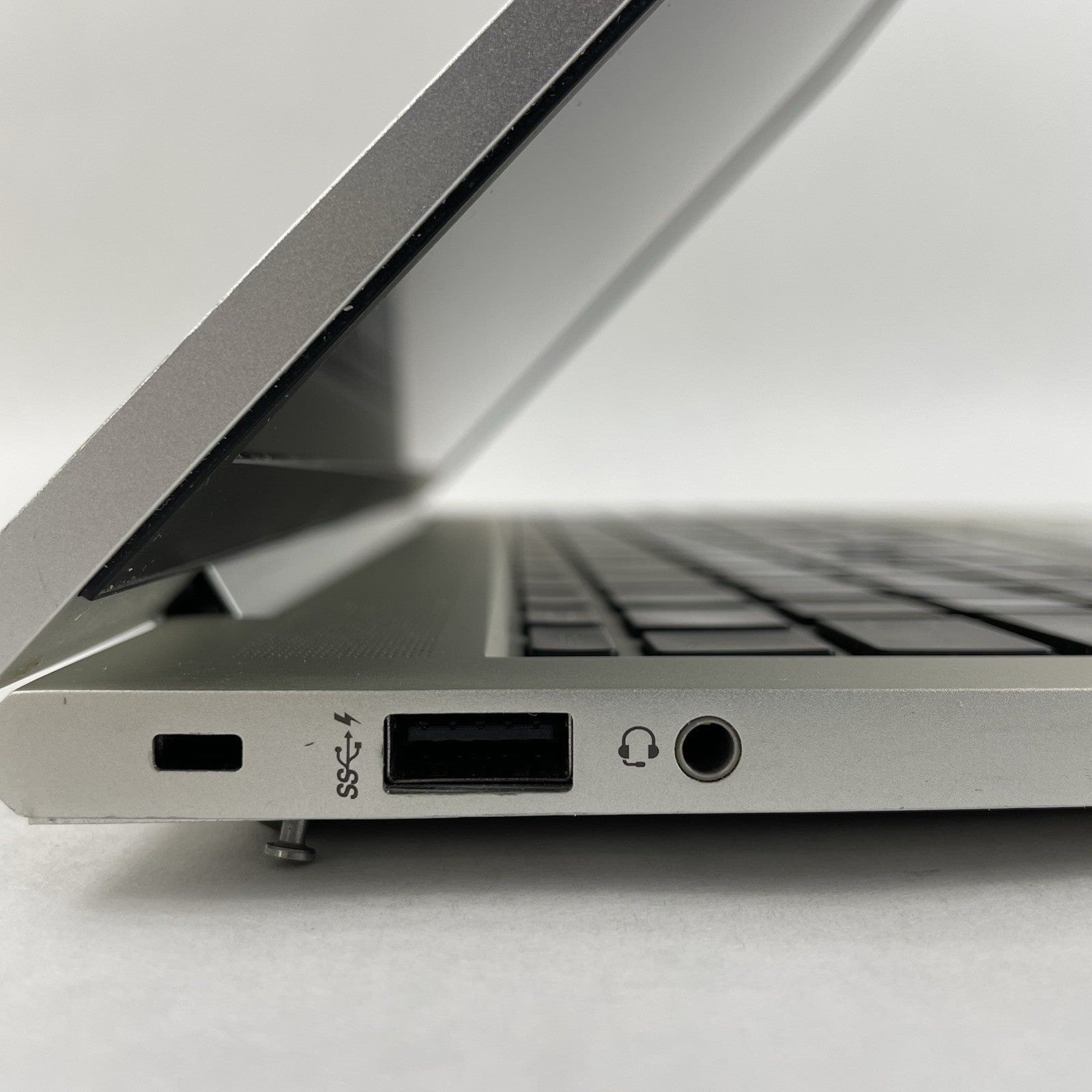 HP EliteBook 850 G8 15.6" i5-1145G7 2.60 GHz 8 GB RAM No SSD/OS/AC - Corner7