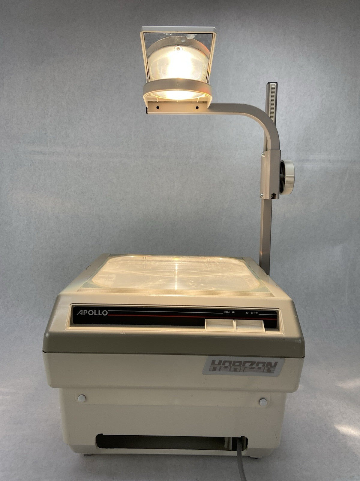 Apollo Horizon Overhead Projector Model 15000 Series2