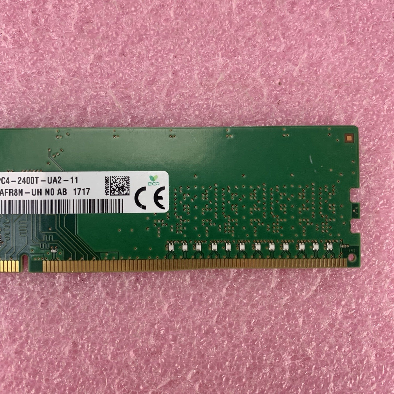 SK Hynix HMA81GU6AFR8N-UH 8 GB DDR4 PC4-2400T 1Rx8 Server Memory Ram3