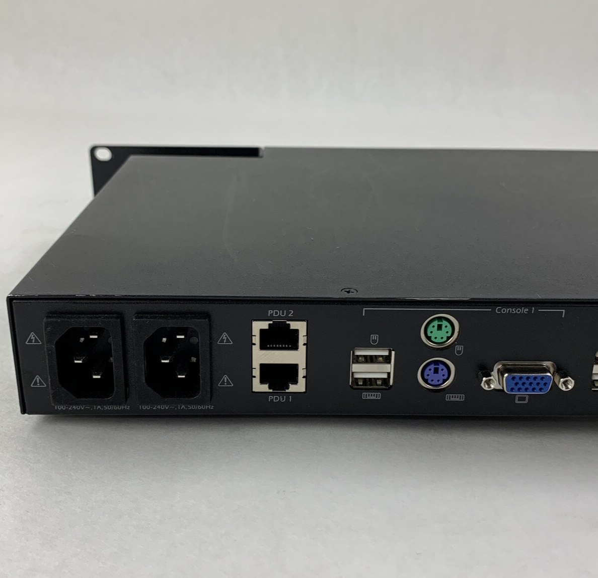 APC KVM0216A KVM USB 2G Enterprise Analog 2 Local Users 16 Ports Tested