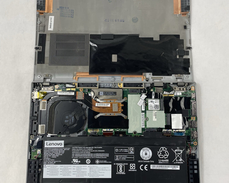 Lenovo ThinkPad X1 Carbon G6 14" i7-8650U 1.90 GHz 16 GB RAM No SSD/OS/AC