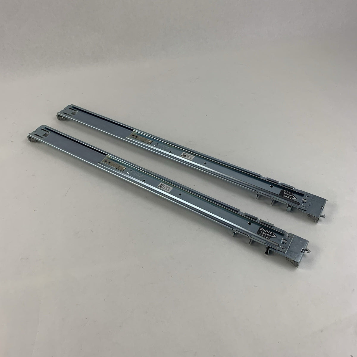 Dell 0YNG10 06KM6G Left and Right Sliding Server Rails0