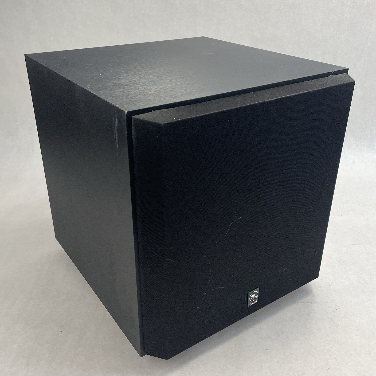 Yamaha SW-P3600BL 10" Passive Subwoofer - Tested (#9G6D38)0