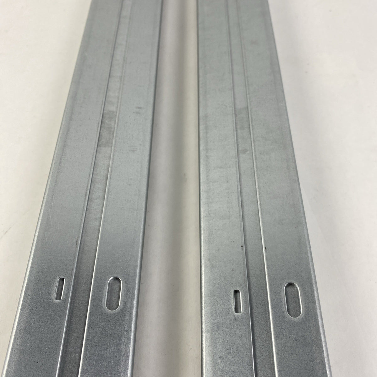 Foxconn 2F77A-02 Right and Left Sliding Server Rails - No Screws4