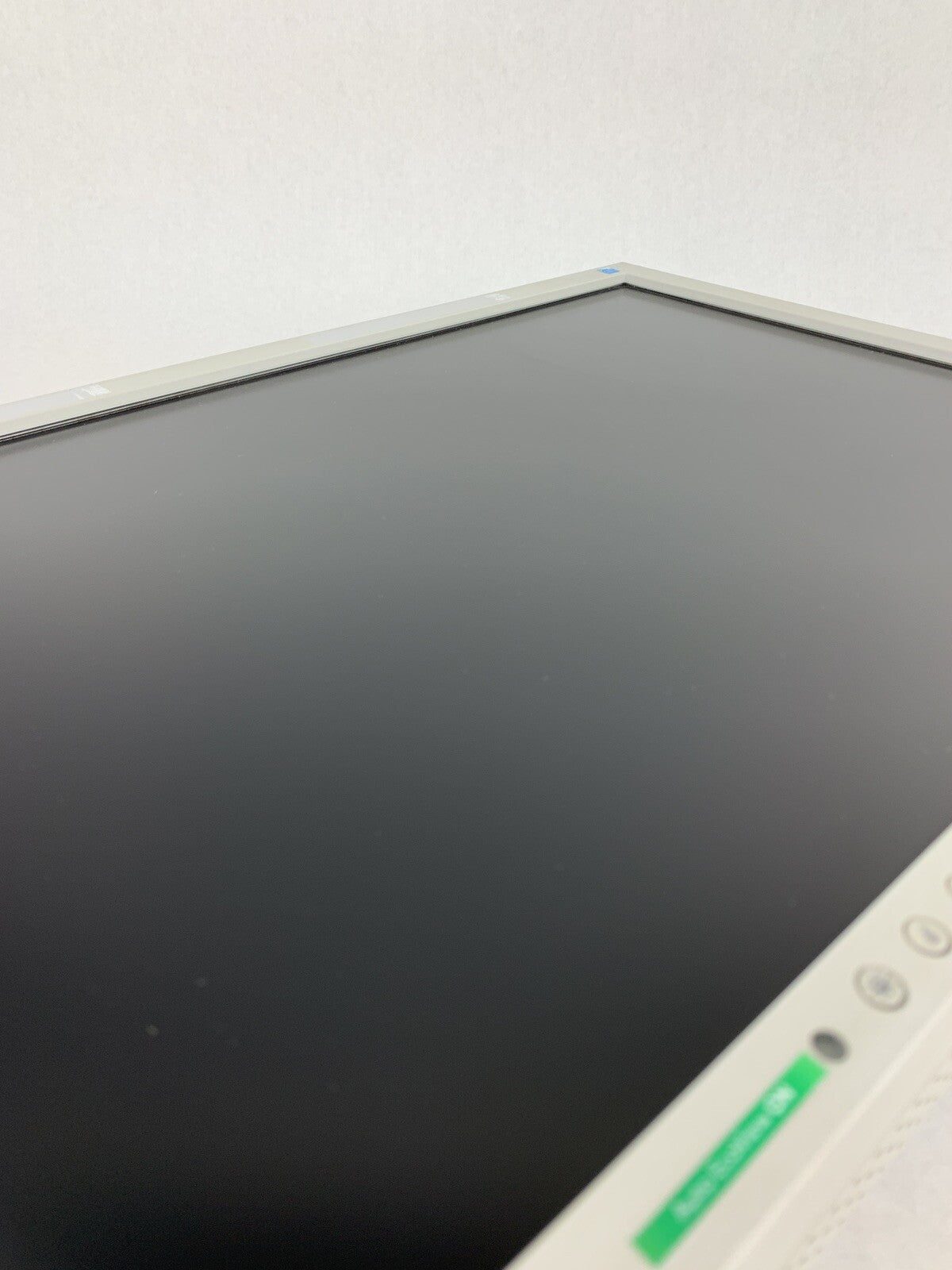 EIZO FlexScan S2243W 24" Wide LCD Monitor 1920×1200 White Tested No Stand