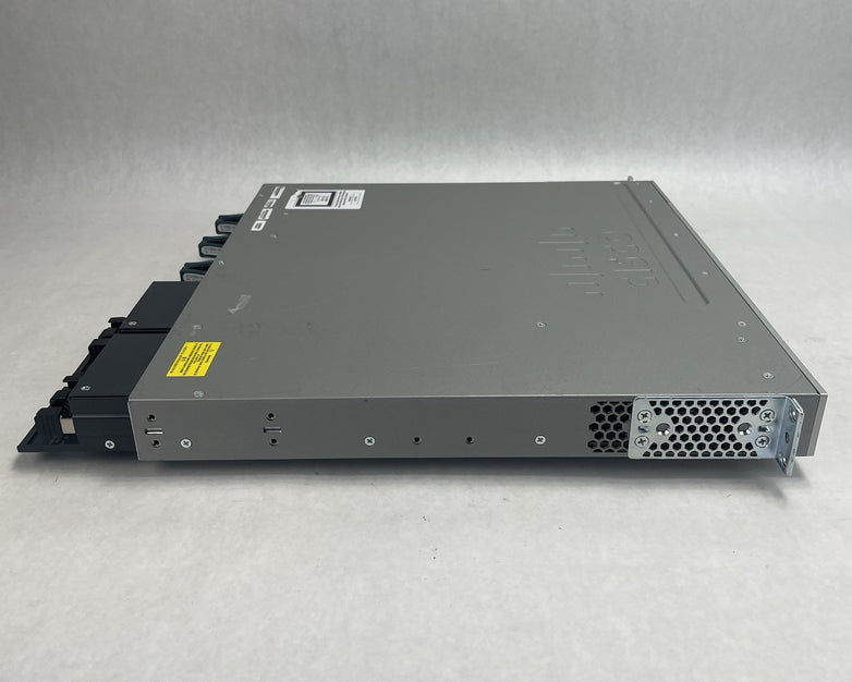 Cisco WS-C3850-48P-S 48 V07 Port Switch 1x 1100W PSU 2x 10Gig Tested & Reset