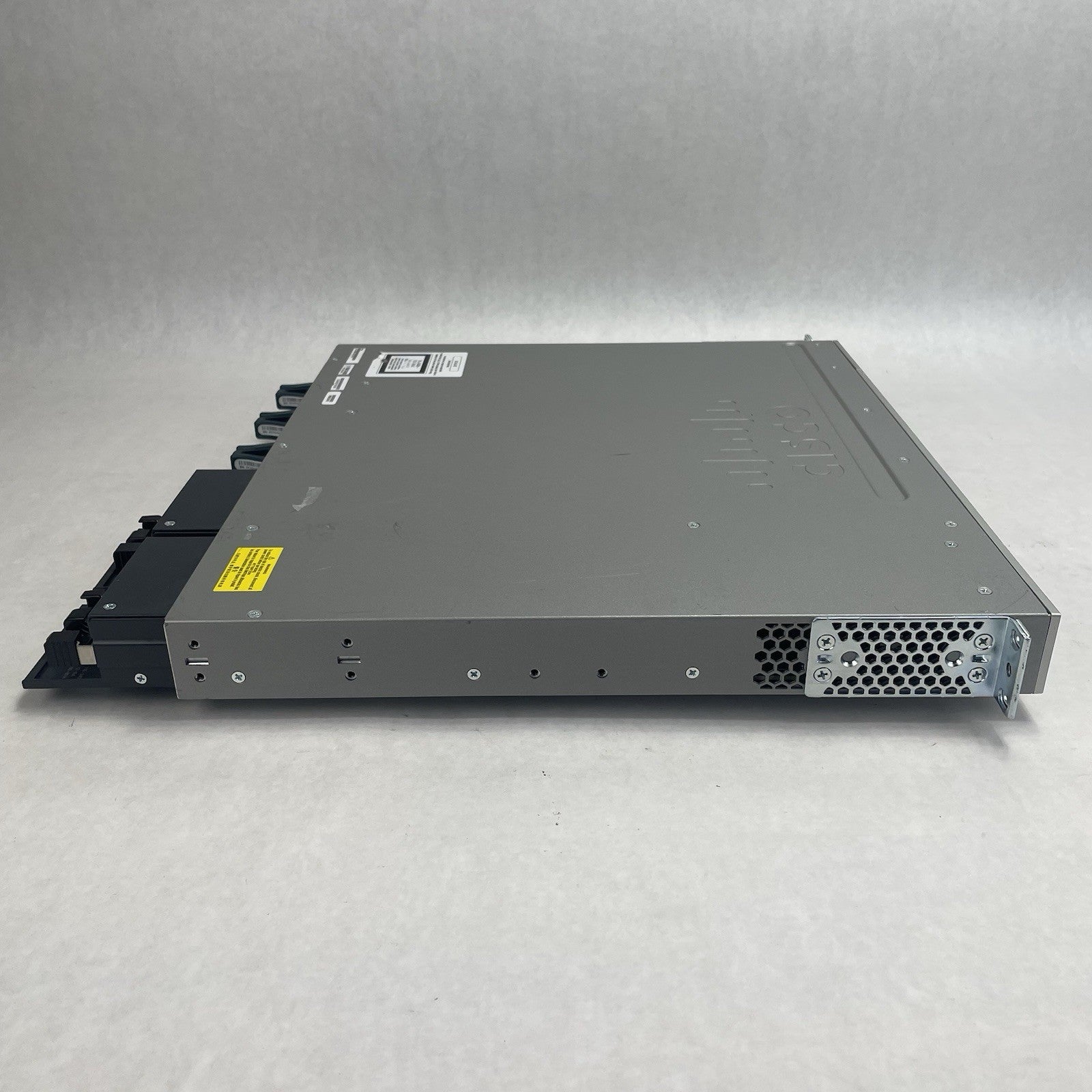 Cisco WS-C3850-48P-S 48 V07 Port Switch 1x 1100W PSU 2x 10Gig Tested & Reset14