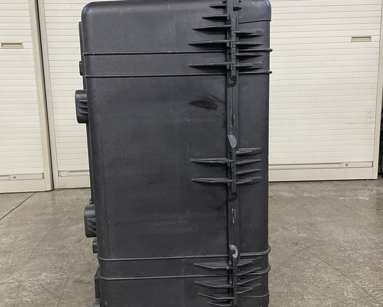 Pelican 1630 Wheeled Protector Hard Case With Foam