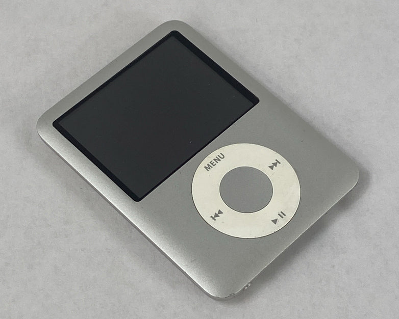 Apple iPod Nano 3rd Gen A1236 8GB Silver v1.1.3