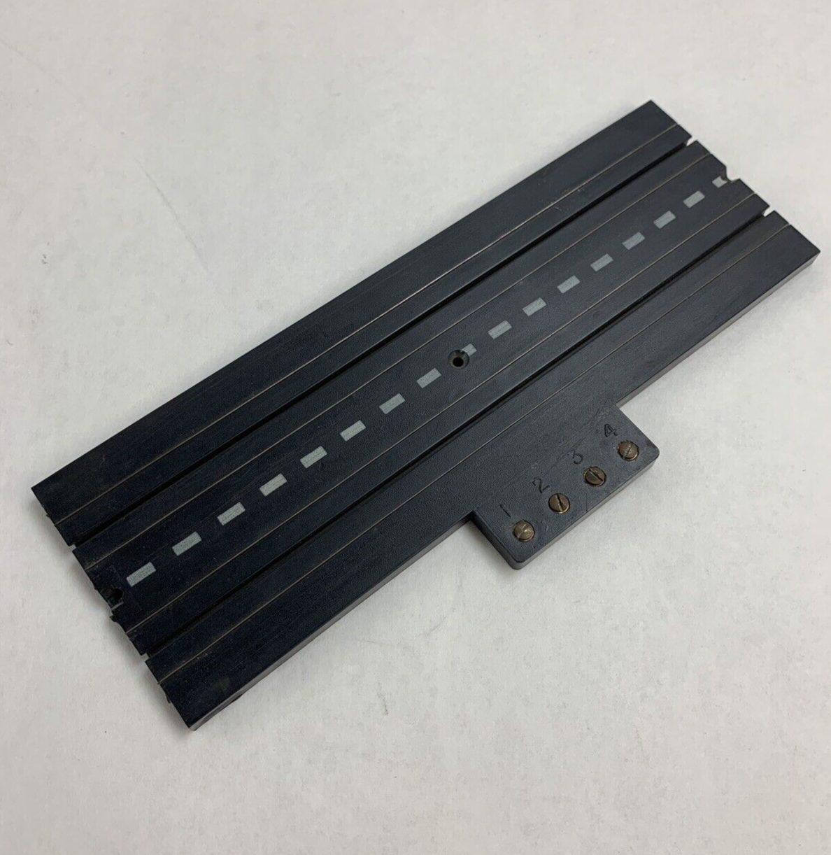 Aurora 1520 Model Motoring 7x Straight Tracks and 1x Terminal Track 9"