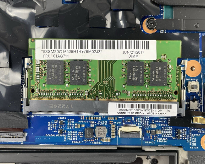 Lenovo ThinkPad T570 Core i3-6300U 2.40GHz 8GB RAM 15.6" No HDD No OS No Battery