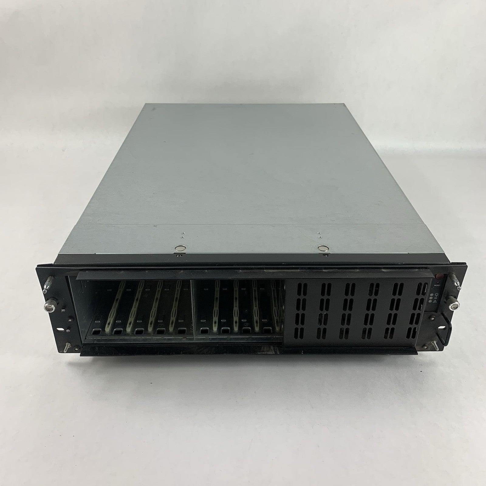 Data Domain DD510 S5000PSL Array 1x Intel Xeon 5110 1.6GHz 4GB RAM No OS/HDD2